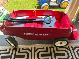 Radio Flyer kids wagon