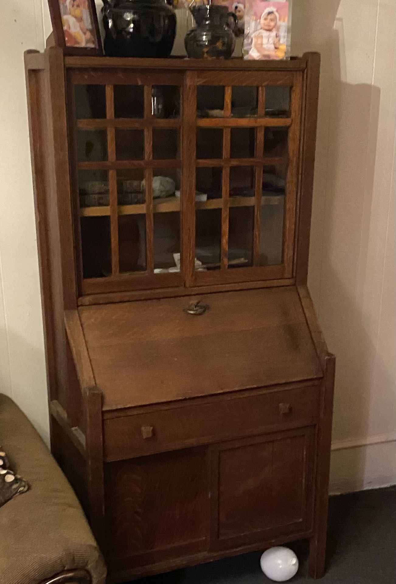 ANTIQUE MISSION OAK DANNY FURNITURE