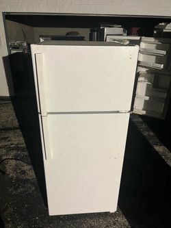 Kenmore top freezer refrigerator