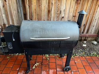Traeger Smoker 34in
