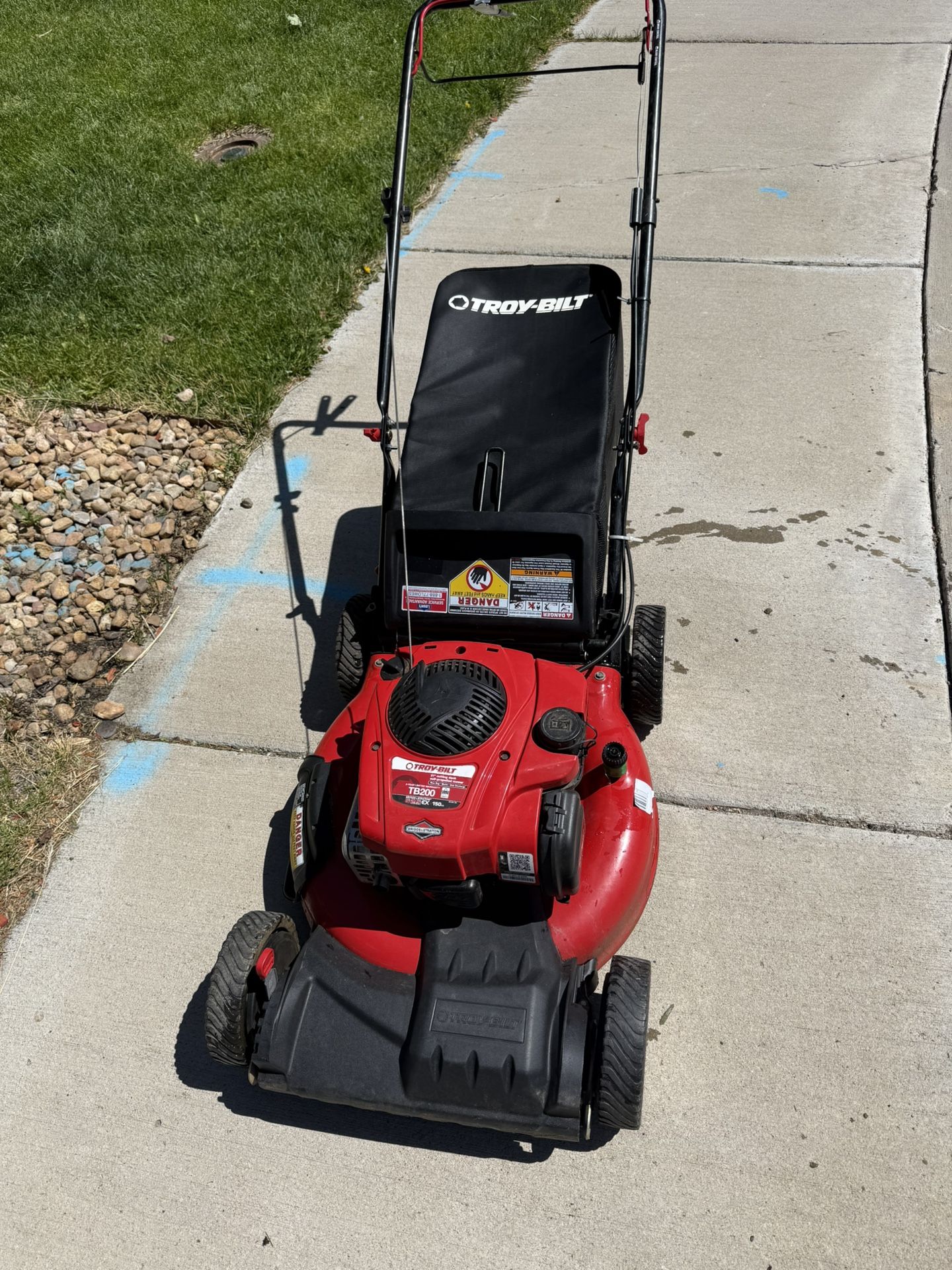 Troy bilt Self propelled lawnmower
