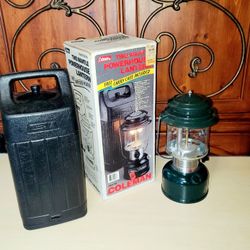 Vintage Coleman Powerhouse Lantern In Like New Condition