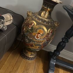 Authentic Japanese Satsuma Vase 