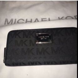 Michael Kors wallet Black and silver