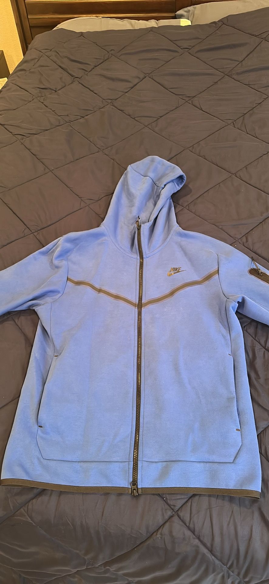 Blue nike tech jacket