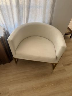 Accent chair