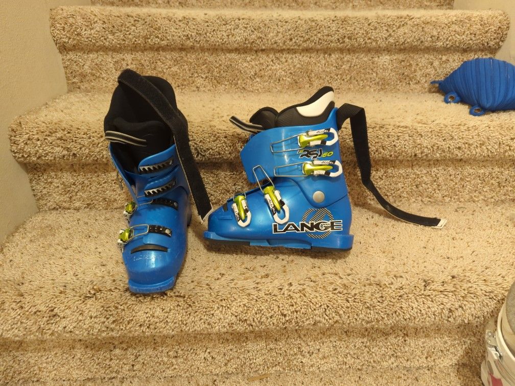 Lange Ski Boots