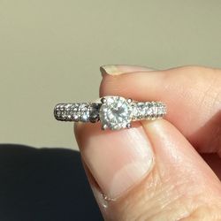 Diamond Engagement Ring 1ct tw 14K