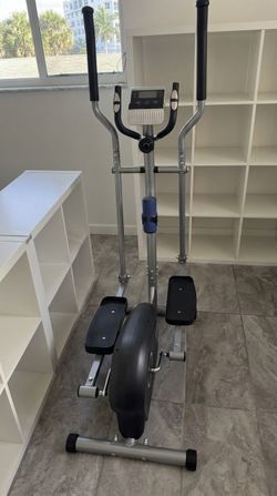 Exercise Elliptical Trainer Cardio Machine – New