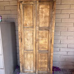 Antique Armoire (project please read)