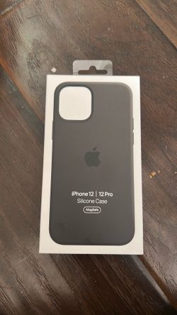 I phone 12 silicone case