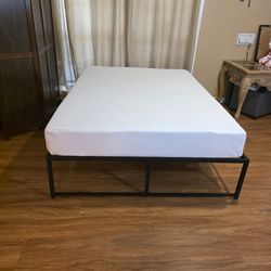 Full Size Bed/ Cama Matrimonial