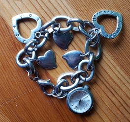Charm bracelet