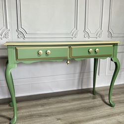Entryway Table - 2 Drawers