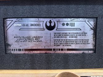 Limited Edition Skywalker Legacy Lightsaber Box Set (Leia & Reforged)