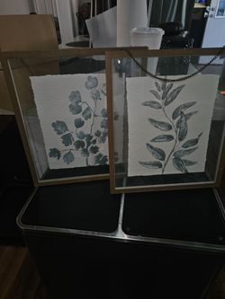 Glass wall decor