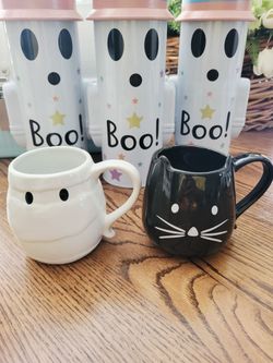 PAIR OF SMALL HALLOWEEN CERAMIC MUGS **BRAND NEW $3 FOR BOTH**