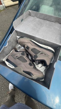 Jordan 4s cave stone size 11.5