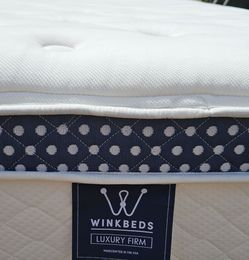 WinkBed Luxury Firm Queen - $450 (Retail: $1,799)