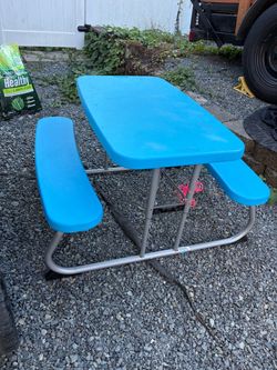 Kids table