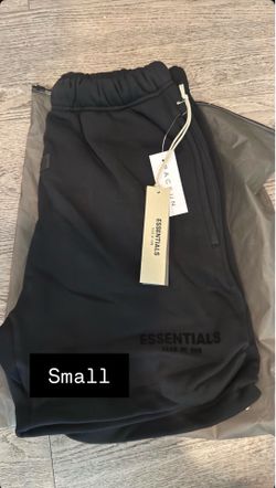 Replica Essentials Short Size: Small