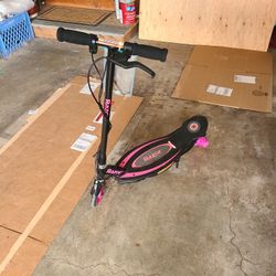 Razor Power Core E90 Electric Scooter