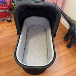 UPPAbaby V2 Bassinet