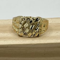 Brand New 10k Gold Nugget Ring