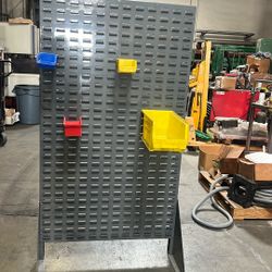 New. Heavy Duty Hardware Rack Metal