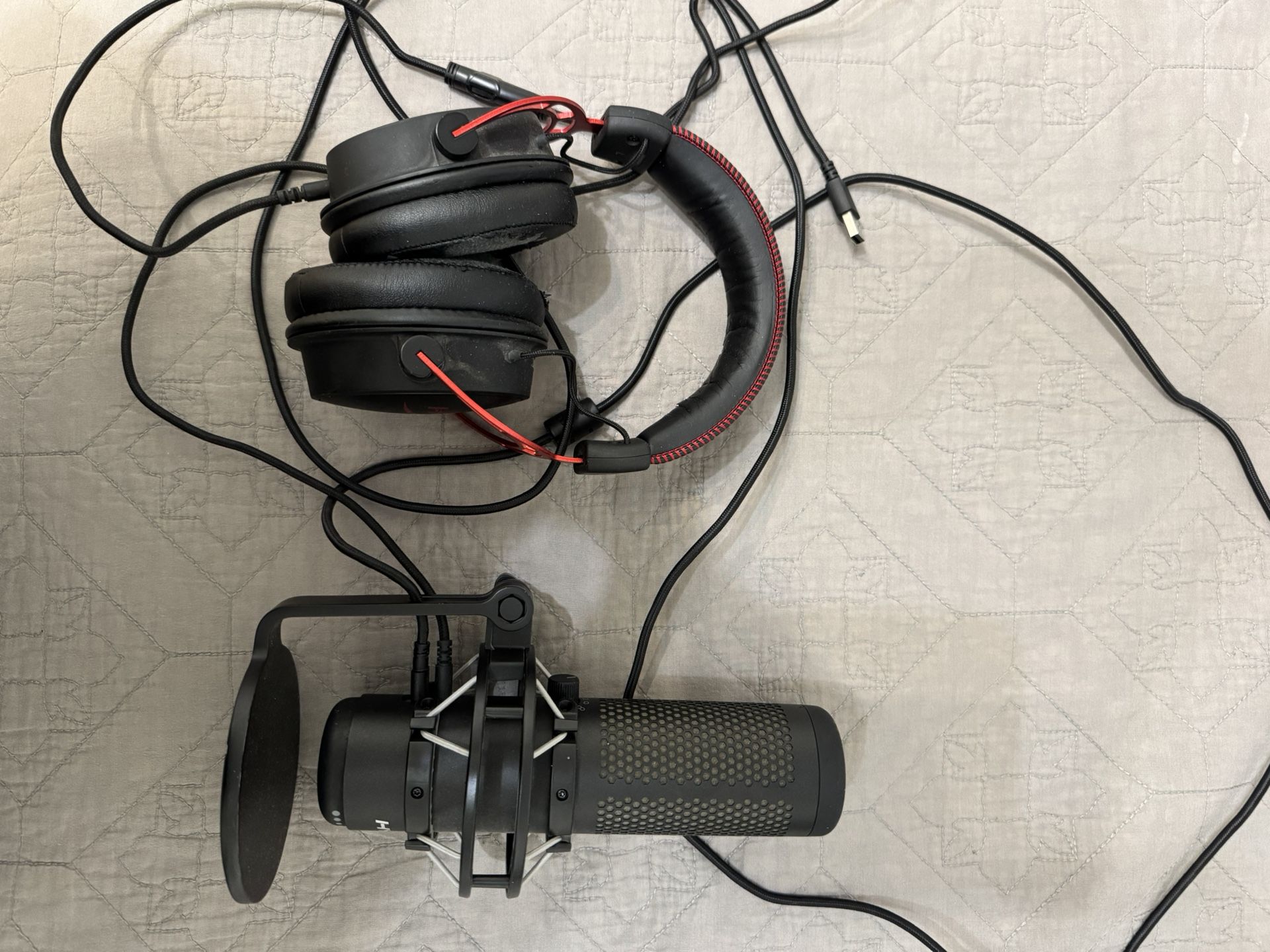 Hyper X Quadcast S RGB Microphone