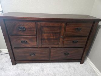 4 piece Twin Bedroom Set • dark brown wood