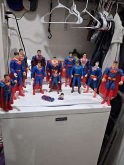 SUPERMAN DC COMICS action figures set collection.  Good Condition.  Collectible.