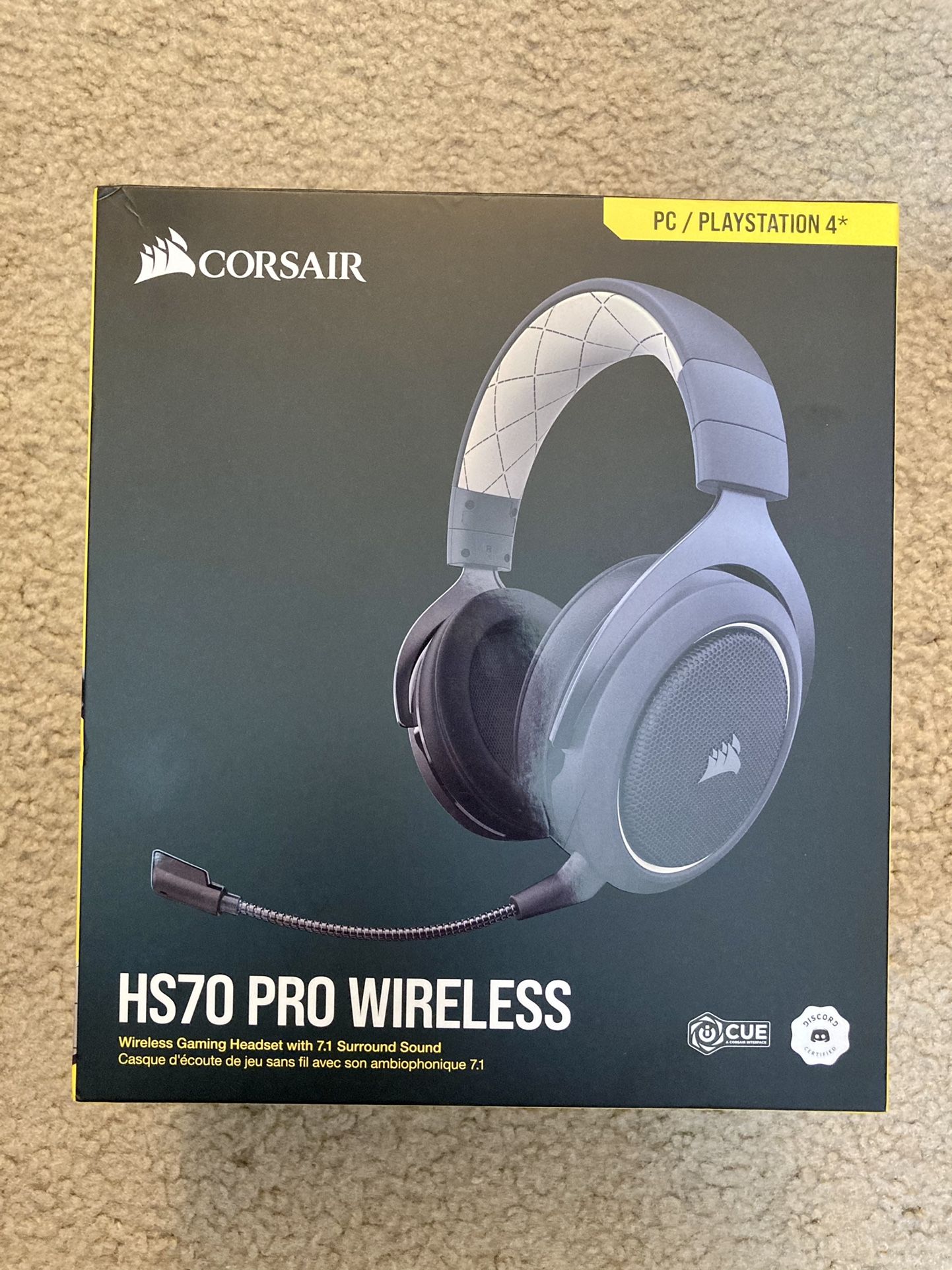 HS70 Wireless Headset, Corsair