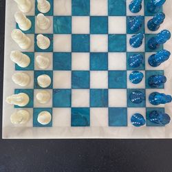 NEW Chiellini Volterra Alabaster Chess Set