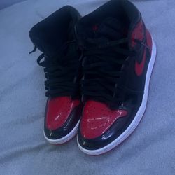 size 9 jordan 1s