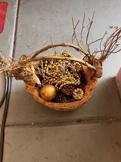 Christmas Decorative Ornament Basket
