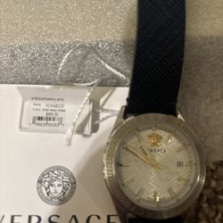 Versace Men’s Wristwatch Blue Band Gold/silver Face