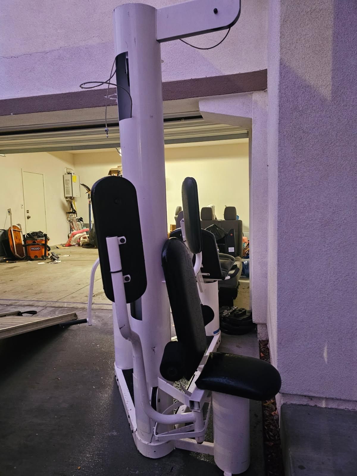 Work Out. Full Gym Membership 