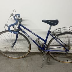 26 INCH BIKE SCHWINN 26 INCH BIKE