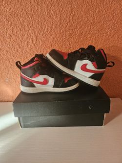 Nike shoes 6c