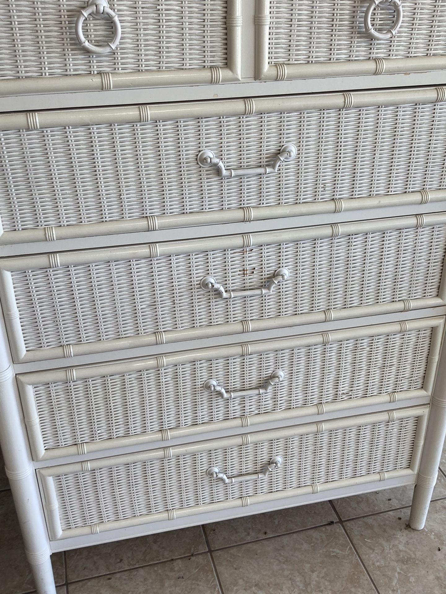 White chinoiserie style dresser