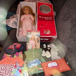 American Girl Doll Caroline Large Lot With 6 Clothing, Book Box With Damage Paperwork And 5 Accessories 