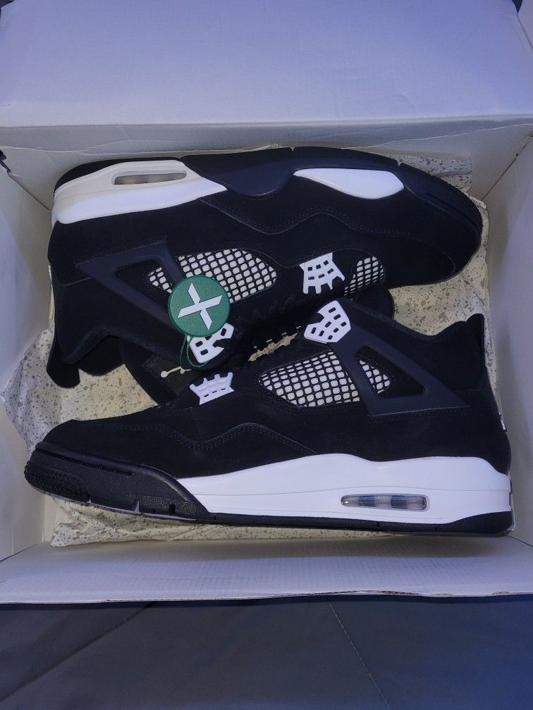 Air Jordan Retro 4 White Thunder Mens Size 12