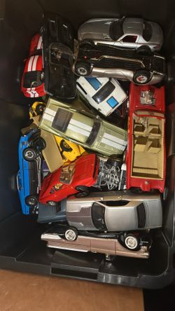 Toy cars 1:18 scale
