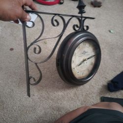 Indoor Or Outdoor Double Side Clock