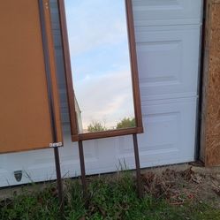 2 Mirrors in excellent condition 