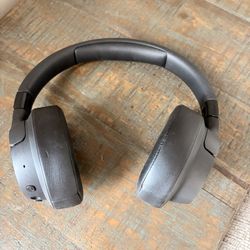 JBL 710 BT Wireless Bluetooth Headphones