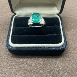 3ct Emerald Ring