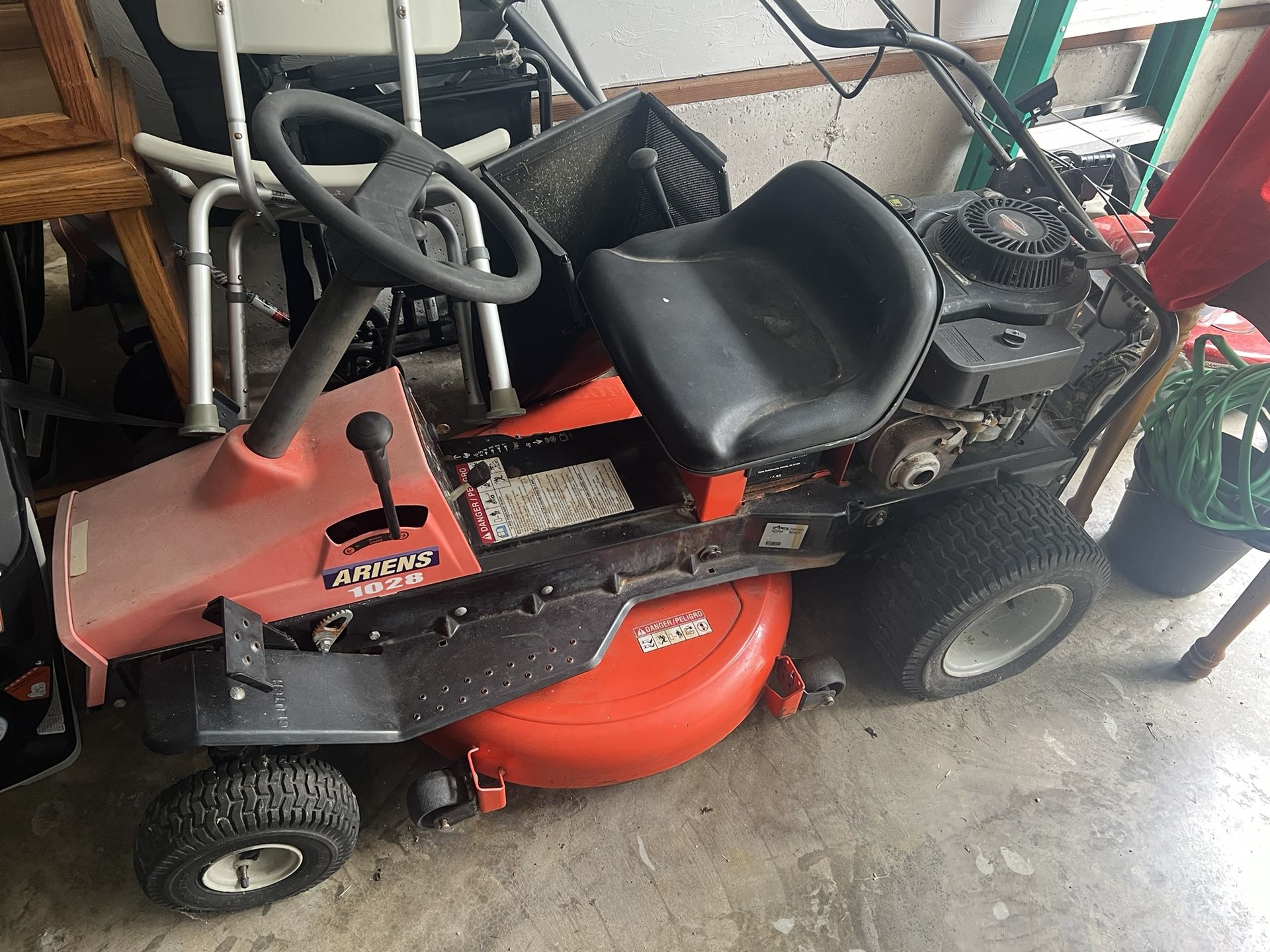 ariens 1028 ride on lawnmower for Sale in Fall River MA OfferUp