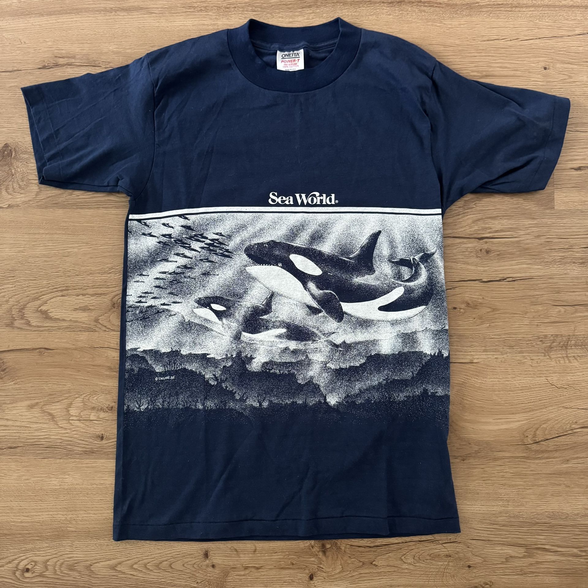 Vintage 1988 Sea World Orca Oneita Size Medium Tee